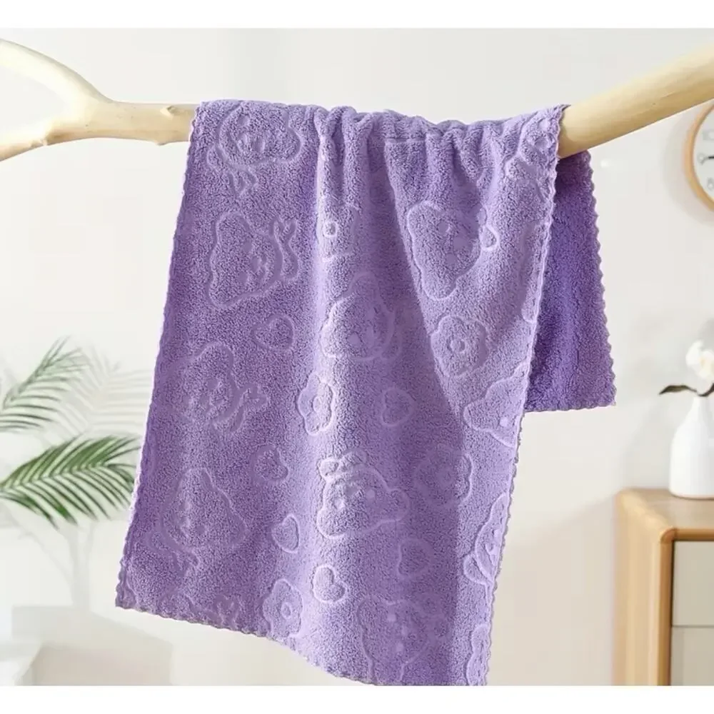 Four Piece Set Of Cartoon Embossed Towels, Soft And Quick Drying 27×11 In. New￼